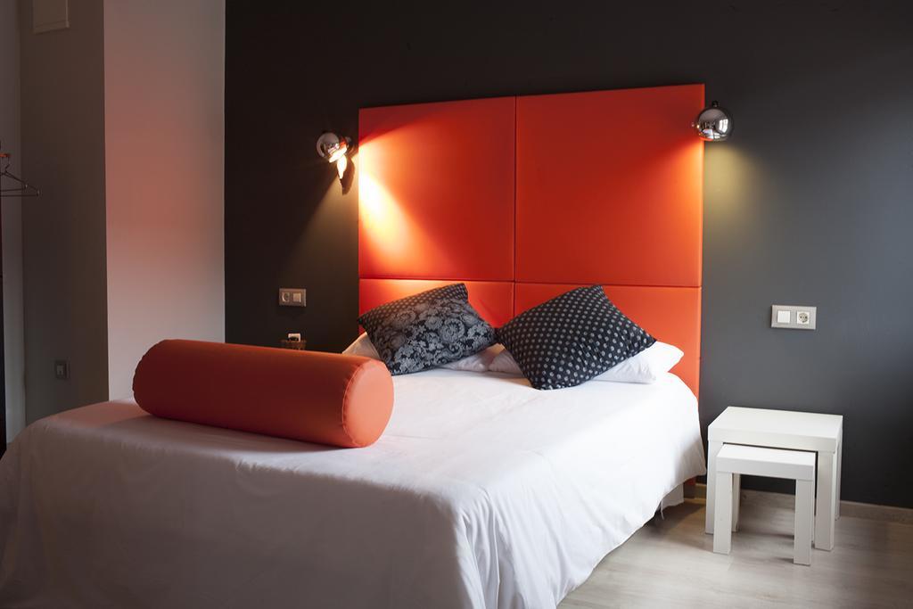 Hostal Totsompops Colera Bagian luar foto