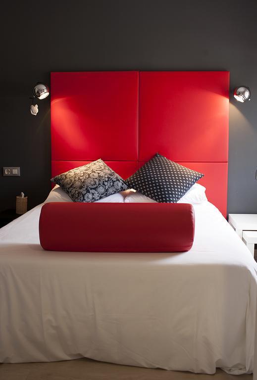 Hostal Totsompops Colera Bagian luar foto